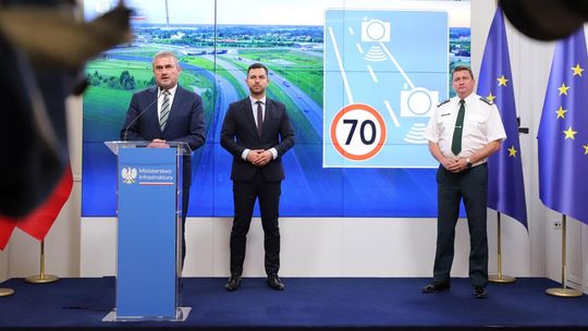 Nowy znak przy odcinkowym pomiarze prędkości. Zobaczysz na nim aktualny limit