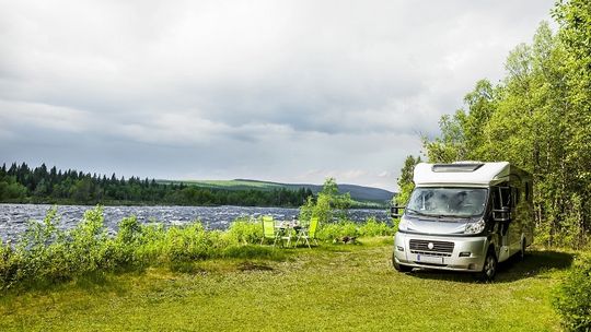 O czym musisz pamiętać, decydując się na wyjazd kamperem?