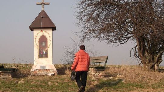 O kidnaperskim napadzie i niszczejącej kapliczce na Wzgórzu Waldensów