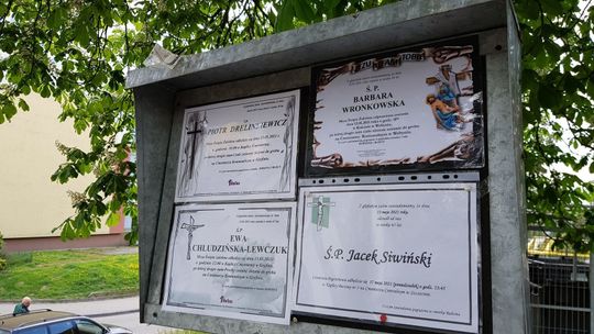 O kolejnych pogrzebach i przesądzie