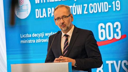 O wstrzymanie lub ograniczenie planowych zabiegów apelują minister zdrowia i NFZ