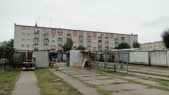 Obietnice Sawaryna odnośnie spraw społecznych zostały na papierze – uważa zatroskany mieszkaniec z przyjaciółmi