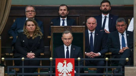 Prezydent zawetował obniżenie składki zdrowotnej, a Koalicja 15 października i tak wprowadzi. Jest warunek Prezydent zawetował obniżenie składki zdrowotnej, a Koalicja 15 października i tak wprowadzi. Jest warunek