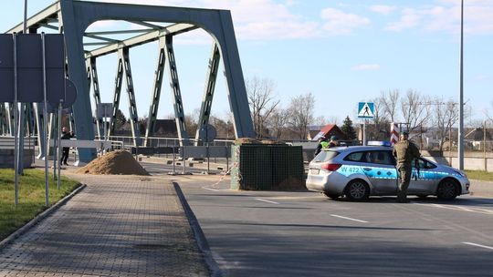 Obostrzenia na granicy pozostaną? – oficjalne i nieoficjalne zapowiedzi