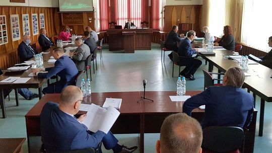 Obradują radni Rady Miejskiej w Gryfinie