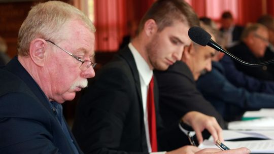 Oburzony radny nietykalny mówi o… braku wazeliny