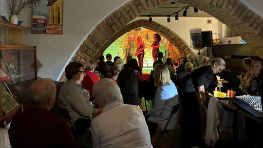 Od handlowca do mistrza mikrofonu – Adam „Adek” Nietreba rozbawi