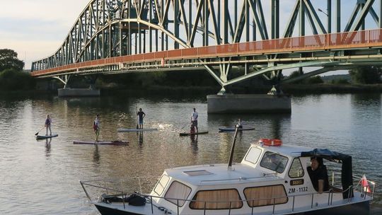 Od plaży do mostu i z powrotem, czyli SUP regaty