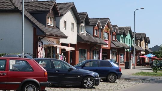 Odwróciły uwagę ekspedientki i ją okradły