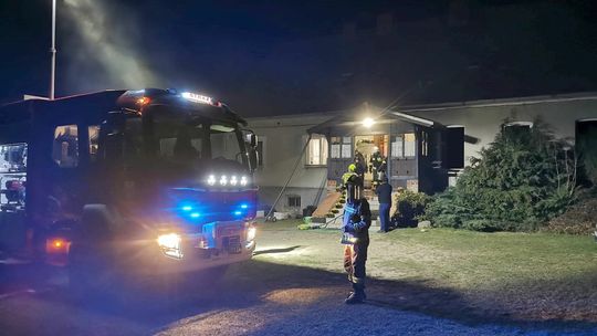 Ogień zniszczył część jednorodzinnego domu