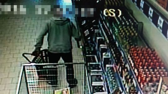 Okradał sklepy, a wpadł przez monitoring Okradał sklepy, a wpadł przez monitoring
