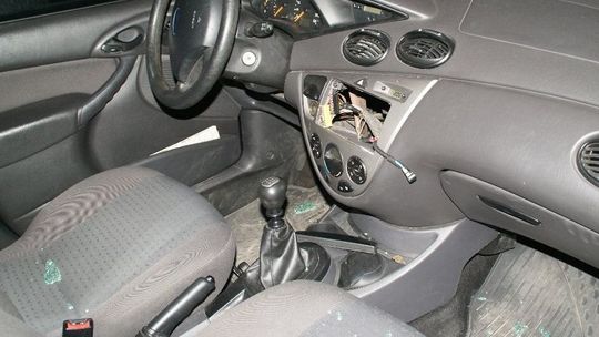 Okradł samochód jak za dawnych lat