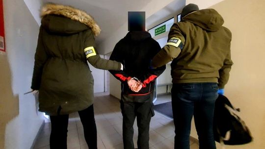 Okradli policjantów. Gorzko tego pożałowali