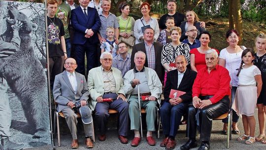 Opowieści patriotycznej treści. Czy pomnik Niedźwiedzia stanie w Gryfinie?