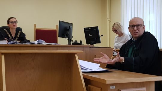 Oskarżony radny powiatowy Tomasz Siergiej nie stawił się w sądzie. Zeznawał świadek [FILM]