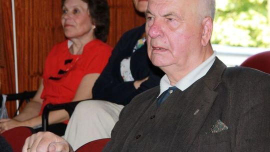 Ostatni dzwonek na pomnik