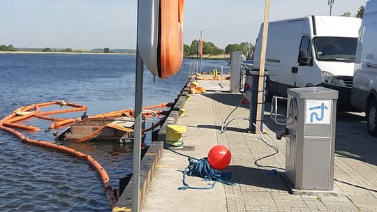 Ostatnia szansa zobaczyć majaczącą na dnie barkę