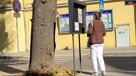 Ostatnie pożegnania w naszym powiecie. Harmonogram uroczystości pogrzebowych i czas refleksji