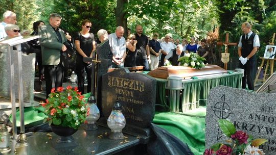 Ostatnie pożegnanie Bolesława Sikory – nauczyciela pokoleń