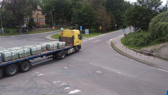 Ostatnie przygotowania do budowy ronda