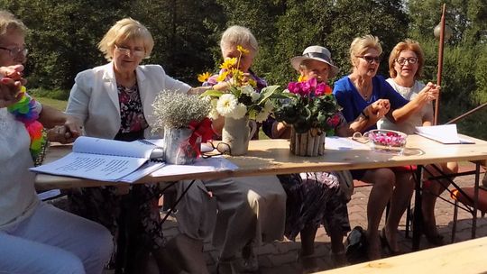 Otworzyli taras-ogród dla młodych duchem