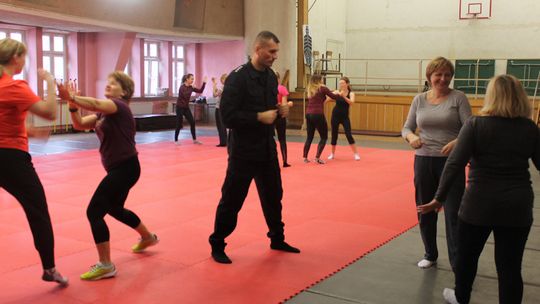 Panie z opieki społecznej uczyły się samoobrony