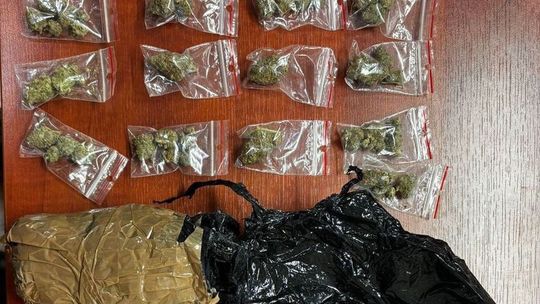 Trzydziestolatkowie się pokłócili i doszło do rękoczynów. Wpadła policja i znalazła narkotyki