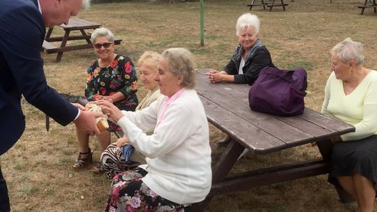 Parafialne dożynki w dwóch miejscowościach z motywem niepodległościowym [FOTO, WIDEO]