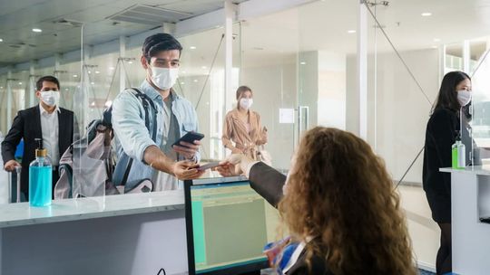 "Paszporty covidowe" w Polsce? Nad przepisami pracuje już UE "Paszporty covidowe" w Polsce? Nad przepisami pracuje już UE