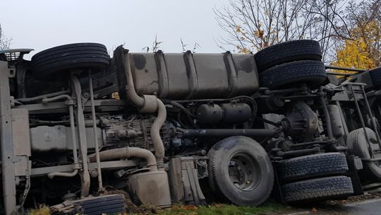 Pechowe miejsce. Wypadek ciężarówki