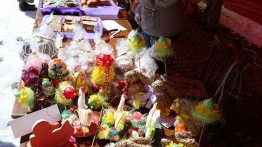 Piątkowy kiermasz świąteczny i poniedziałkowe ognisko z kiełbaskami