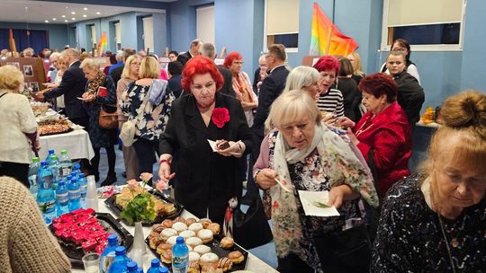 Piękny jubileusz PSS Społem w Gryfinie wywołuje wspomnienia. Część towarzysko-konsumpcyjna