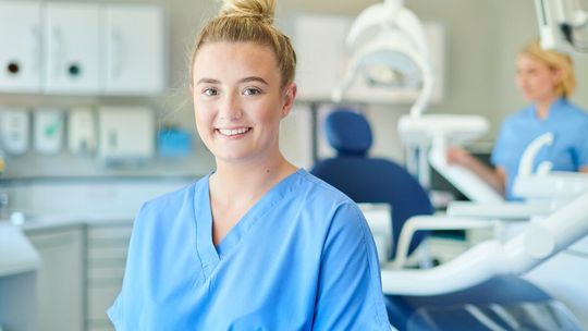 Przełom w przychodniach: Pielęgniarka wystawi L4. Ministerstwo Zdrowia ujawnia szczegóły zmian.