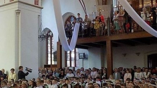 Pierwsze komunie św. 8 i 9 maja - tylko uroczystość kościelna