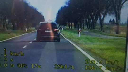 Piraci drogowi pod lupą gryfińskiej policji. Trzy prawa jazdy stracone w ostatnich dniach