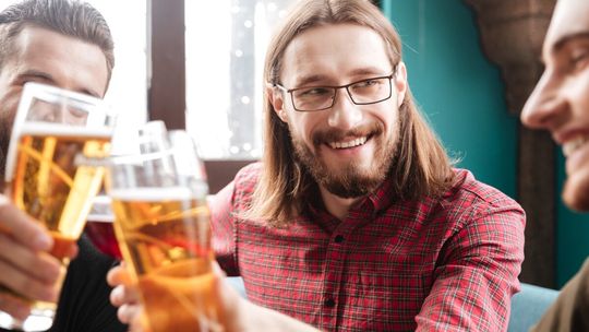 Piwo z alkoholem mocno w dół. „Zerówki” mocno w górę
