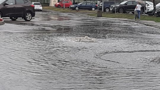 Plac Solidarności zamienił się w jezioro