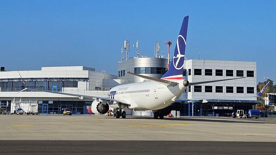 PLL LOT zwiększają liczbę połączeń Szczecin - Warszawa PLL LOT zwiększają liczbę połączeń Szczecin - Warszawa