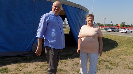 Po co burmistrz spaceruje w sobotę po nabrzeżu