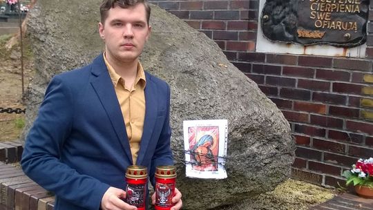 Po co poszli na cmentarz