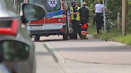 Na ratunek do rowerzysty przyleciał śmigłowiec LPR, była też karetka. Mężczyzna nie przeżył