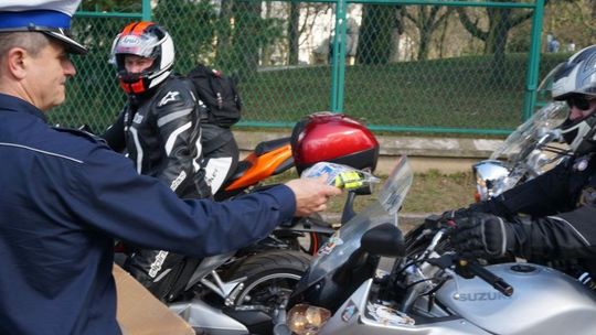 Po terenie zabudowanym jechał ponad 100 km/h. Spieszył się na zawody motocyklowe