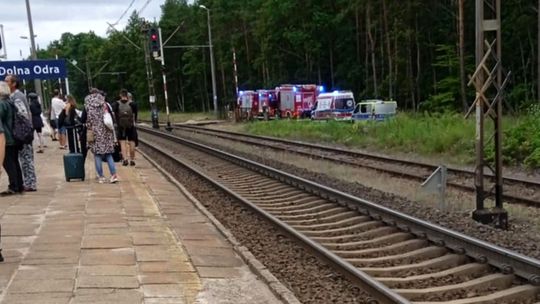 Pociąg potrącił człowieka, wjeżdżając na peron. Tragiczna śmierć
