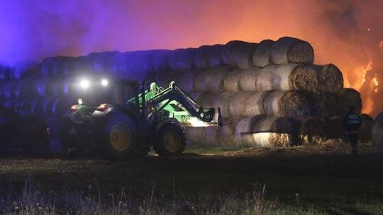 Podpalili bele słomy
