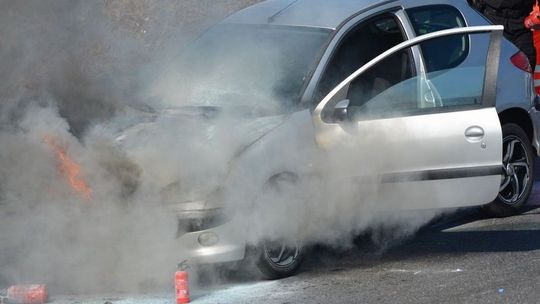 Podpalili nad ranem samochód