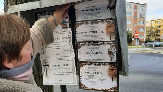 Podwójna liczba klepsydr nie mieści się na tablicy 