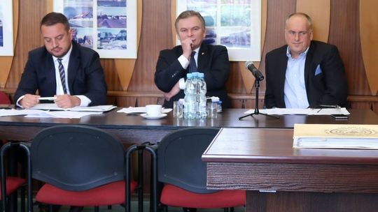 Podwyżki za wodę i ścieki w gminie Gryfino. Kolejna podwyżkowa „niespodzianka” burmistrza?