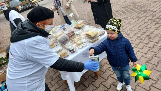 Podziękowania za szlachetne serca i udział w charytatywnym kiermaszu. Zebrano prawie 8 tys. zł Podziękowania za szlachetne serca i udział w charytatywnym kiermaszu. Zebrano prawie 8 tys. zł