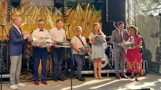 Podziękują za plony w jednym czasie. Sołtysi i rady sołeckie stają na głowie...