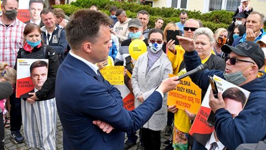 Pojechałem za Hołownią, by usłyszeć co ma do powiedzenia